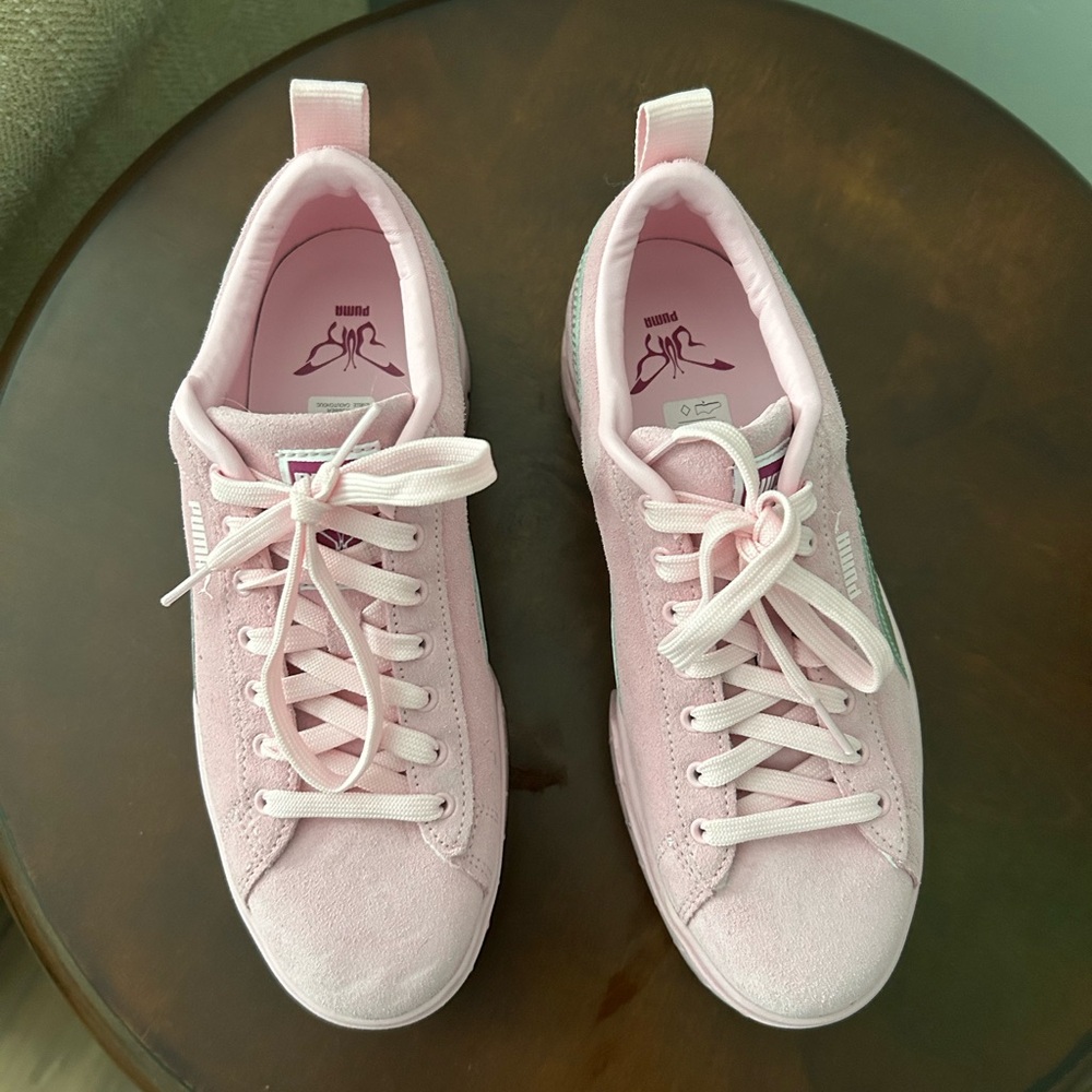 Dua Lipa Collaboration Special Edition Pink Pumas Size 8.5 - Picture 3 of 11